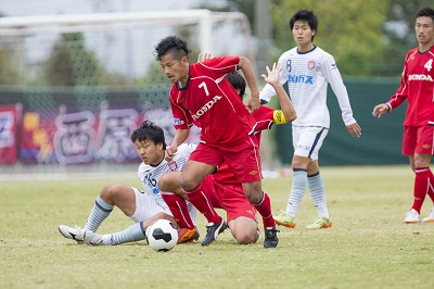 厳しいプレスで勝利に貢献⑦糸数